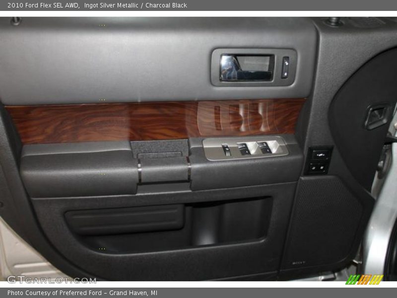 Ingot Silver Metallic / Charcoal Black 2010 Ford Flex SEL AWD