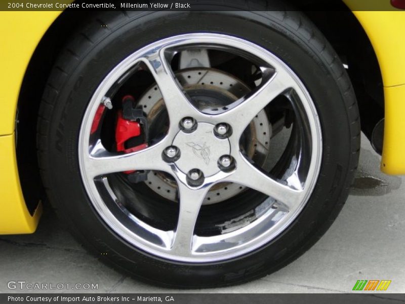 Millenium Yellow / Black 2004 Chevrolet Corvette Convertible