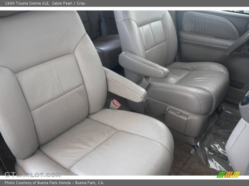 Sable Pearl / Gray 1999 Toyota Sienna XLE