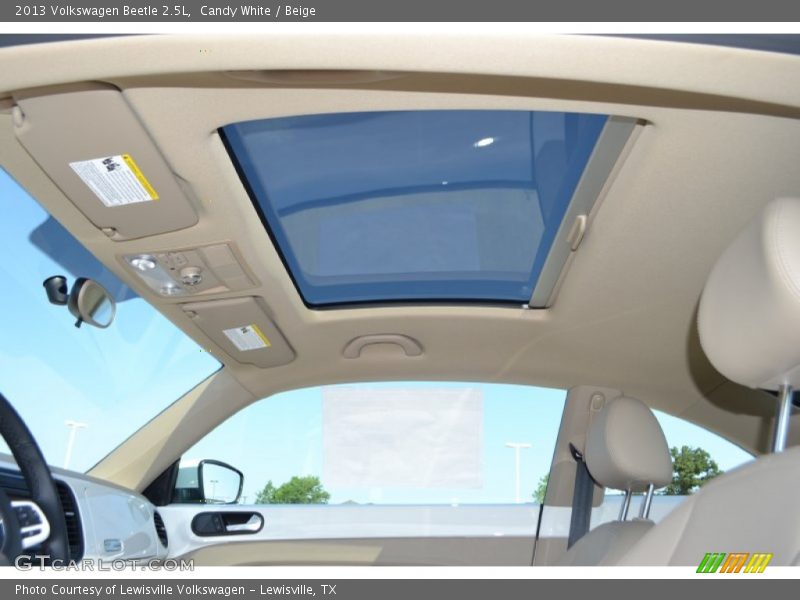 Candy White / Beige 2013 Volkswagen Beetle 2.5L