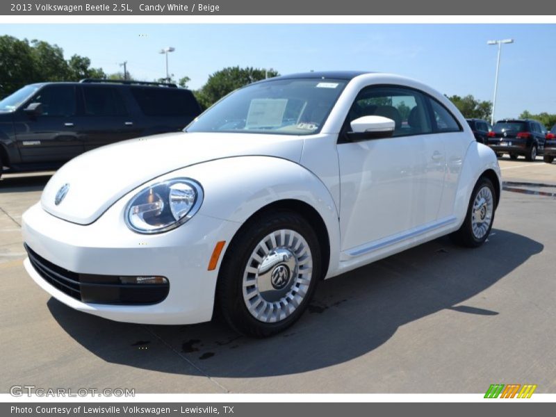 Candy White / Beige 2013 Volkswagen Beetle 2.5L