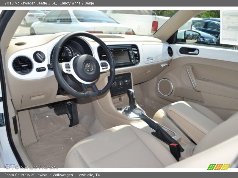 Candy White / Beige 2013 Volkswagen Beetle 2.5L