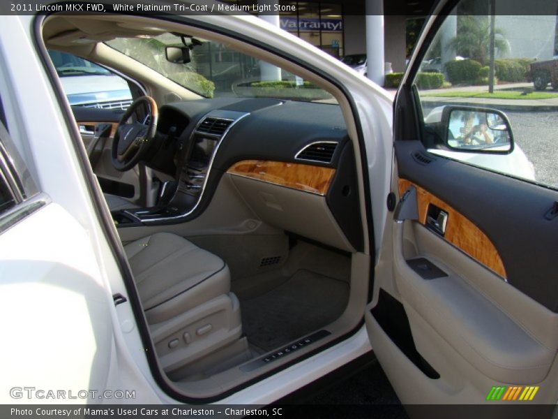 White Platinum Tri-Coat / Medium Light Stone 2011 Lincoln MKX FWD