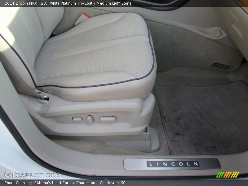 White Platinum Tri-Coat / Medium Light Stone 2011 Lincoln MKX FWD