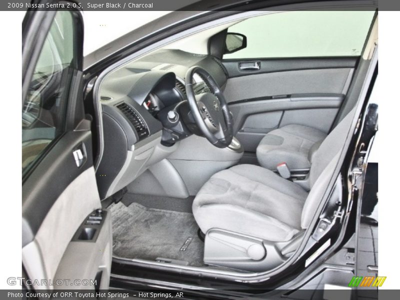 Super Black / Charcoal 2009 Nissan Sentra 2.0 S