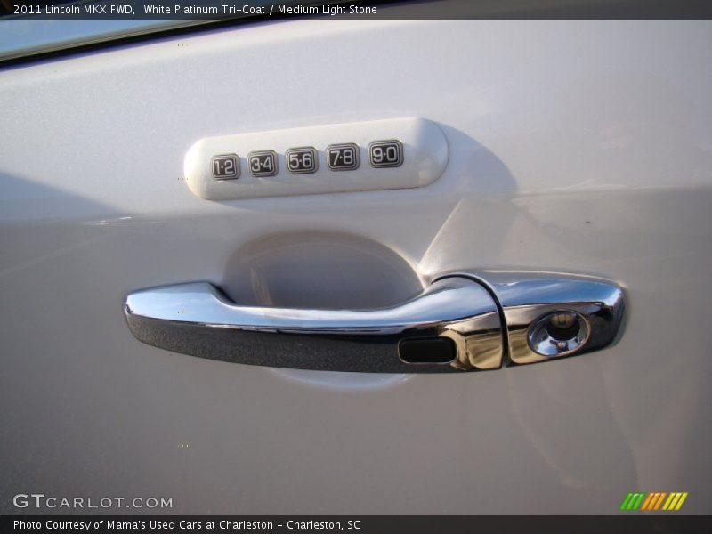 White Platinum Tri-Coat / Medium Light Stone 2011 Lincoln MKX FWD