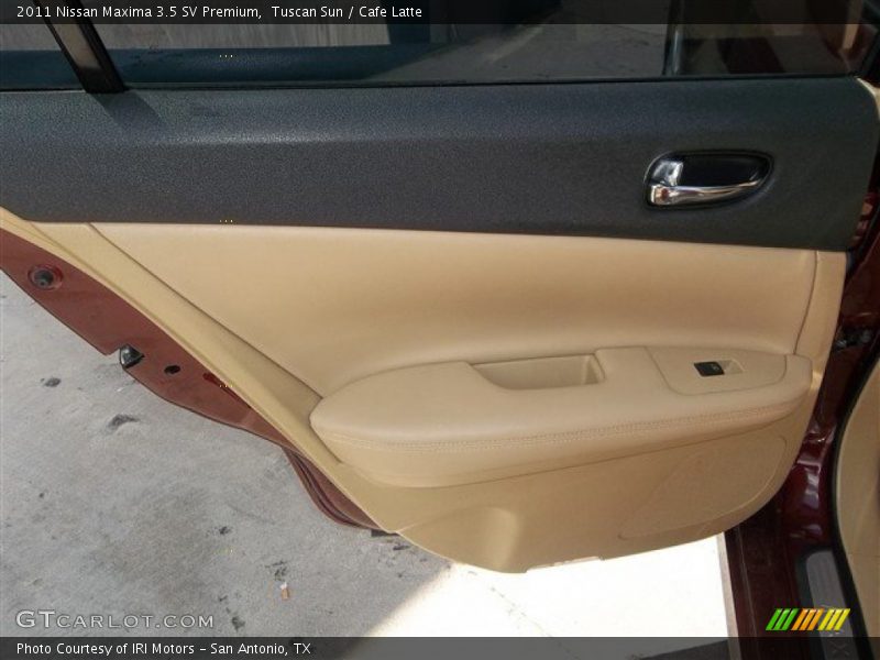 Tuscan Sun / Cafe Latte 2011 Nissan Maxima 3.5 SV Premium