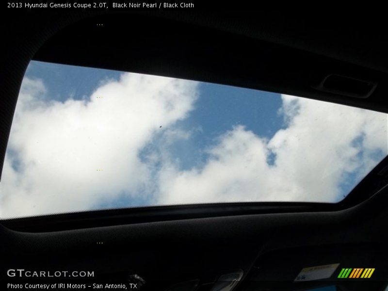 Black Noir Pearl / Black Cloth 2013 Hyundai Genesis Coupe 2.0T