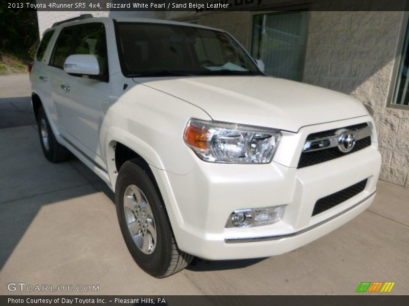 Blizzard White Pearl / Sand Beige Leather 2013 Toyota 4Runner SR5 4x4