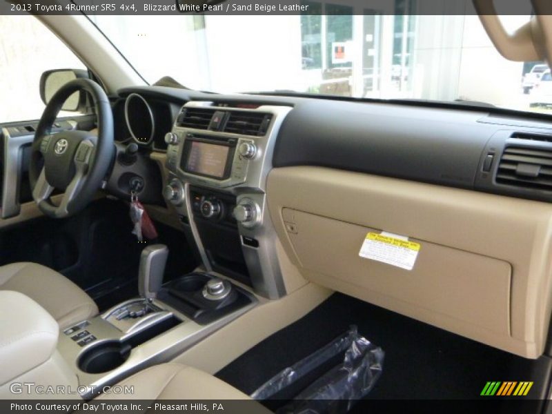 Blizzard White Pearl / Sand Beige Leather 2013 Toyota 4Runner SR5 4x4