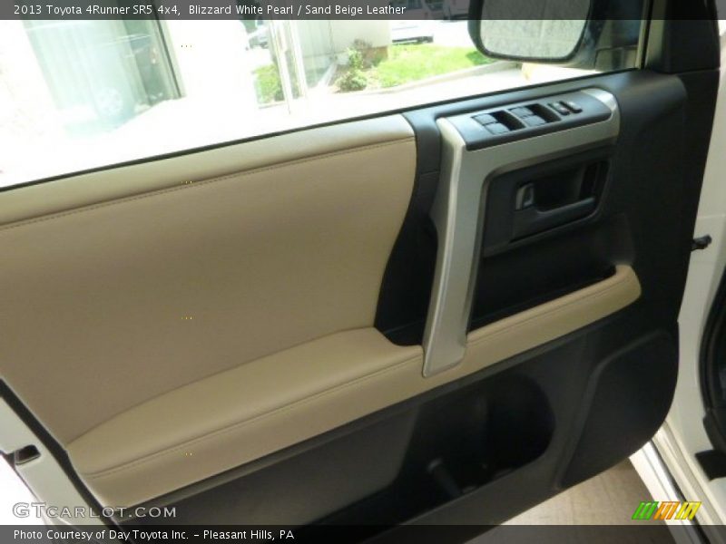 Blizzard White Pearl / Sand Beige Leather 2013 Toyota 4Runner SR5 4x4