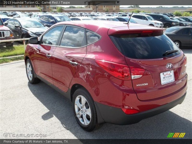 Garnet Red / Taupe 2013 Hyundai Tucson GL