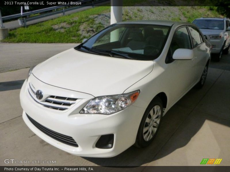 Super White / Bisque 2013 Toyota Corolla LE