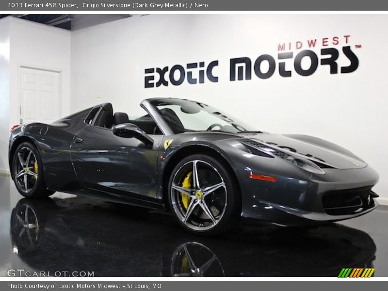 Grigio Silverstone (Dark Grey Metallic) / Nero 2013 Ferrari 458 Spider