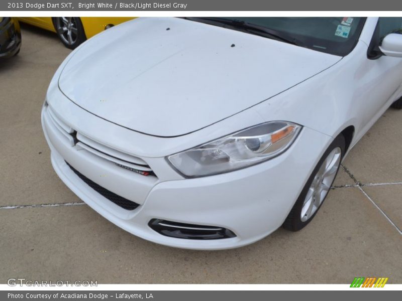 Bright White / Black/Light Diesel Gray 2013 Dodge Dart SXT