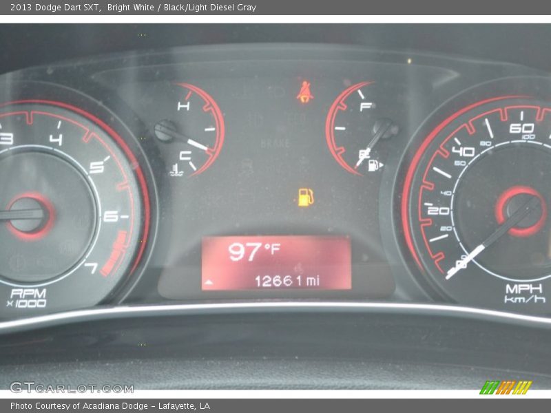 Bright White / Black/Light Diesel Gray 2013 Dodge Dart SXT