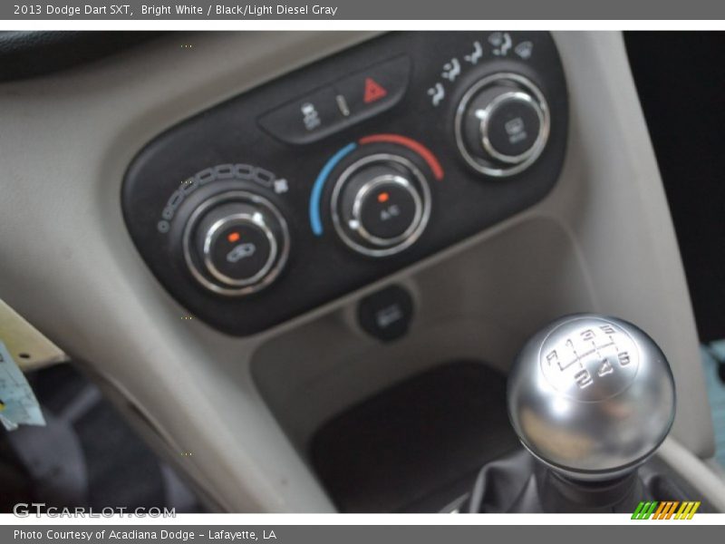 Bright White / Black/Light Diesel Gray 2013 Dodge Dart SXT