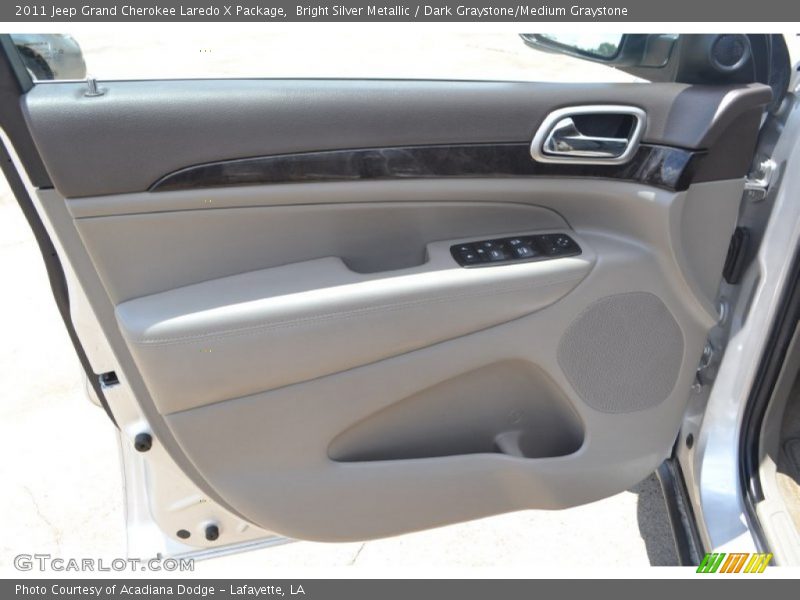 Bright Silver Metallic / Dark Graystone/Medium Graystone 2011 Jeep Grand Cherokee Laredo X Package