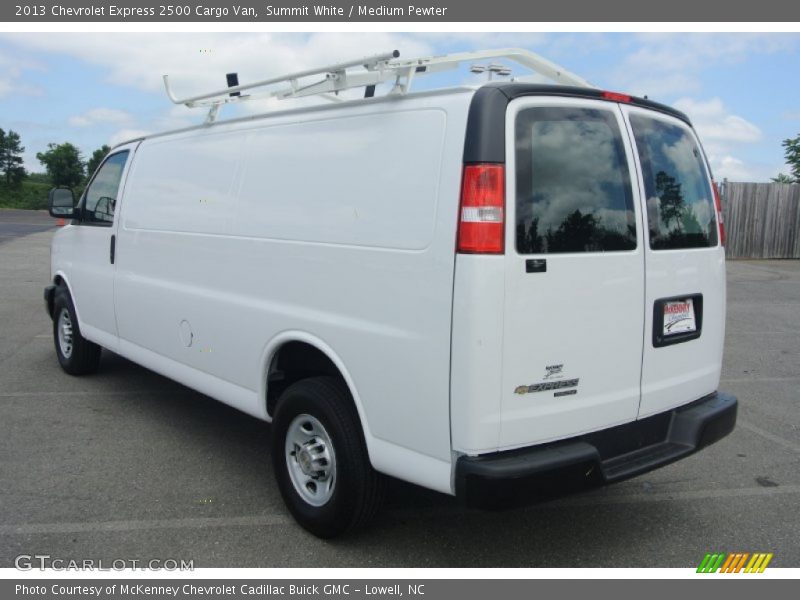 Summit White / Medium Pewter 2013 Chevrolet Express 2500 Cargo Van