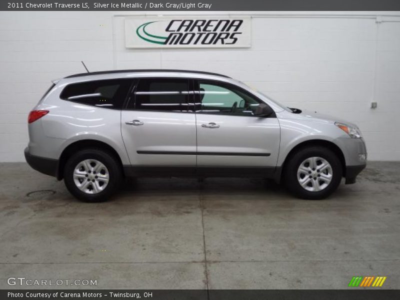 Silver Ice Metallic / Dark Gray/Light Gray 2011 Chevrolet Traverse LS