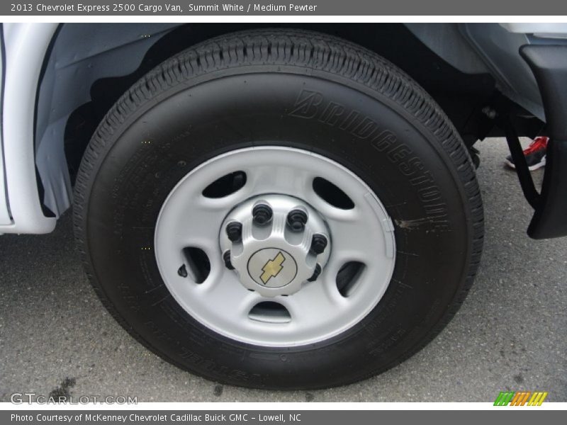 Summit White / Medium Pewter 2013 Chevrolet Express 2500 Cargo Van