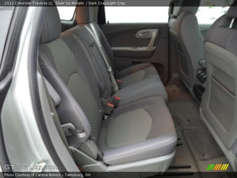 Silver Ice Metallic / Dark Gray/Light Gray 2011 Chevrolet Traverse LS