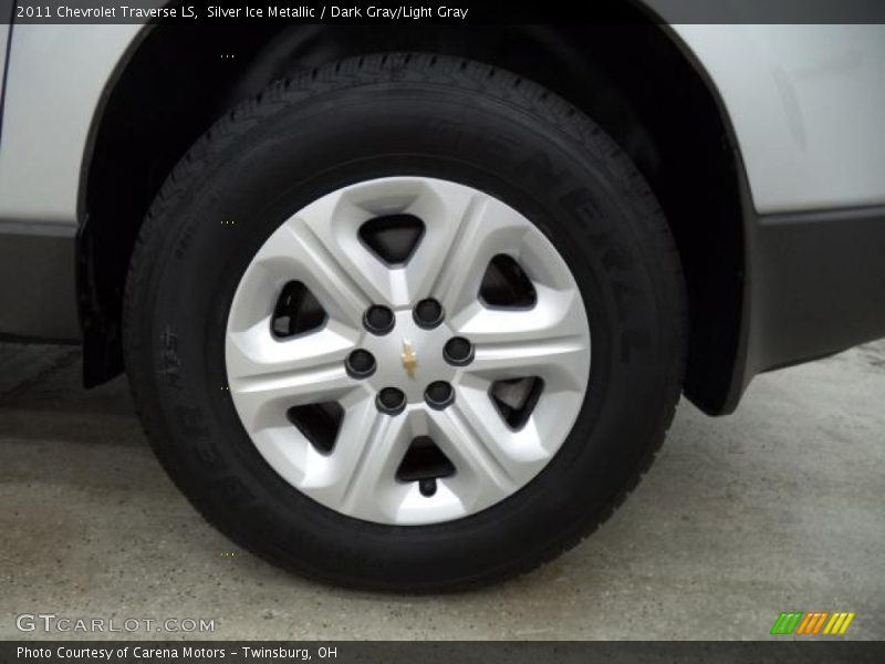Silver Ice Metallic / Dark Gray/Light Gray 2011 Chevrolet Traverse LS
