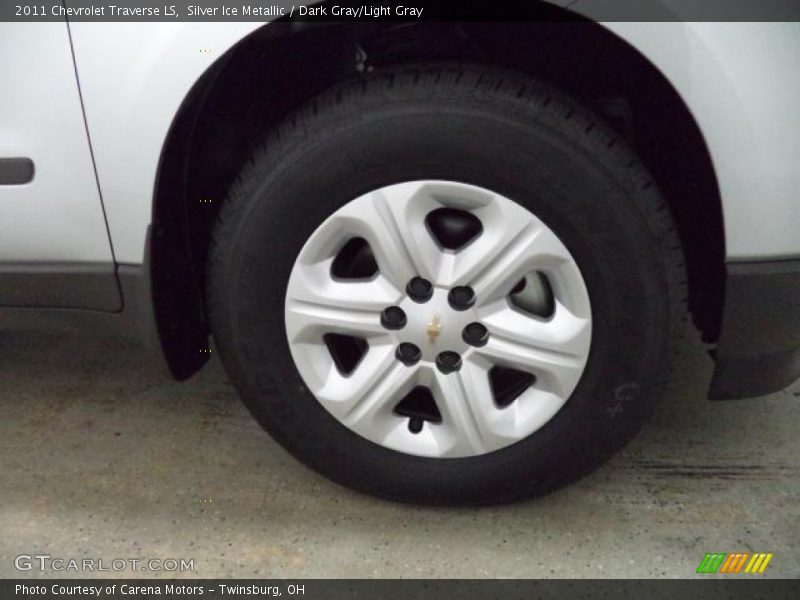 Silver Ice Metallic / Dark Gray/Light Gray 2011 Chevrolet Traverse LS