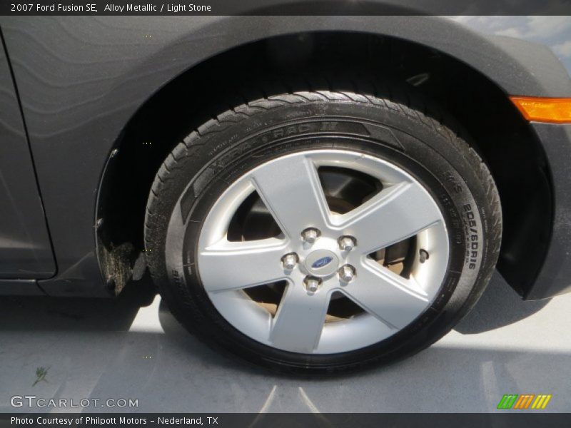 Alloy Metallic / Light Stone 2007 Ford Fusion SE