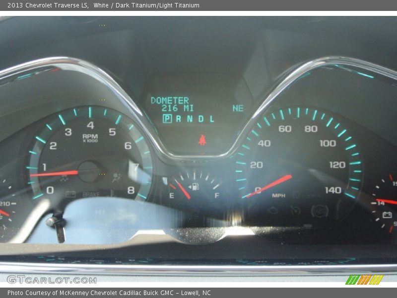 White / Dark Titanium/Light Titanium 2013 Chevrolet Traverse LS