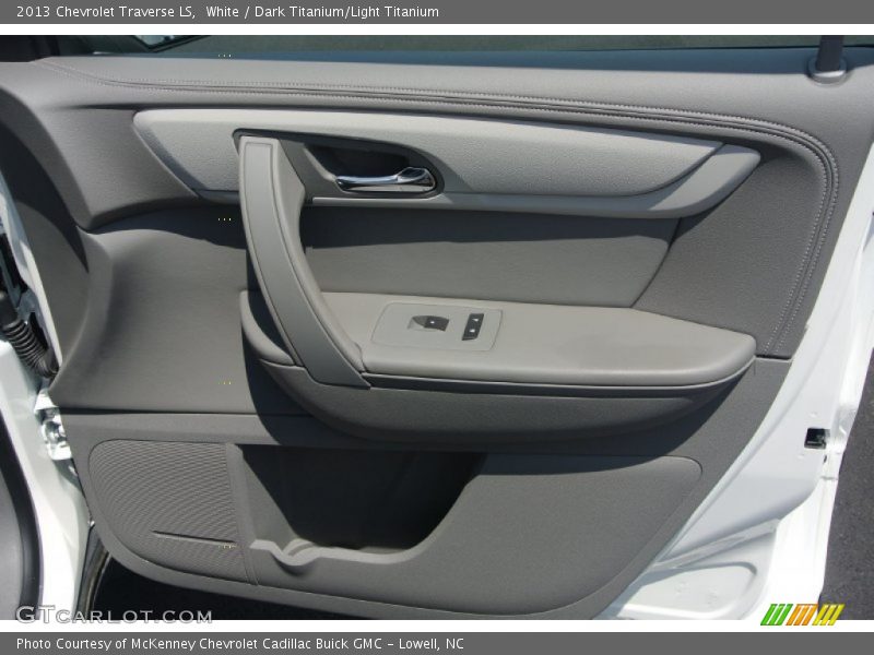 White / Dark Titanium/Light Titanium 2013 Chevrolet Traverse LS