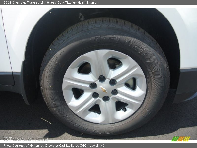 White / Dark Titanium/Light Titanium 2013 Chevrolet Traverse LS