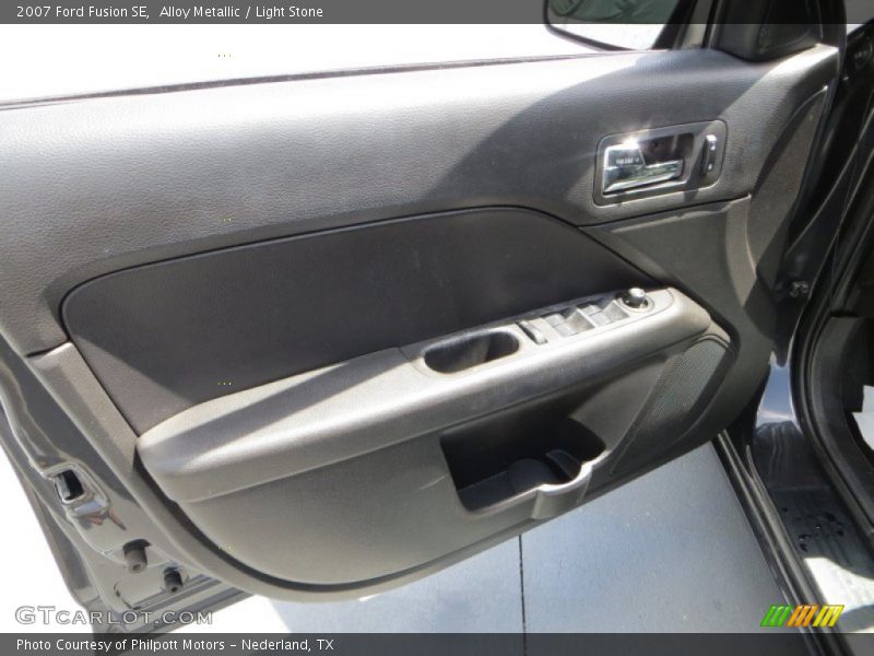 Alloy Metallic / Light Stone 2007 Ford Fusion SE