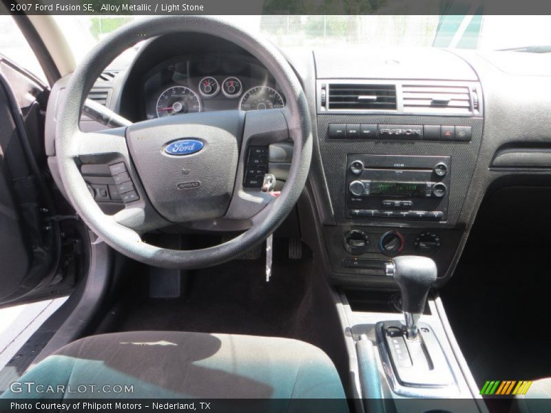 Alloy Metallic / Light Stone 2007 Ford Fusion SE