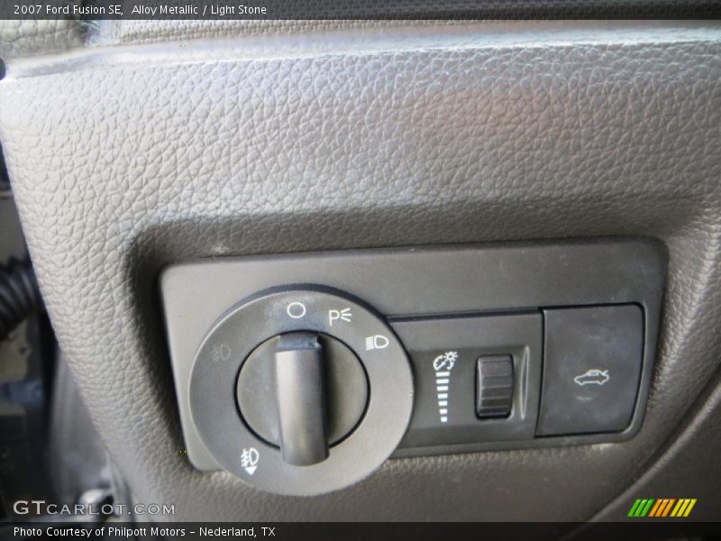 Alloy Metallic / Light Stone 2007 Ford Fusion SE