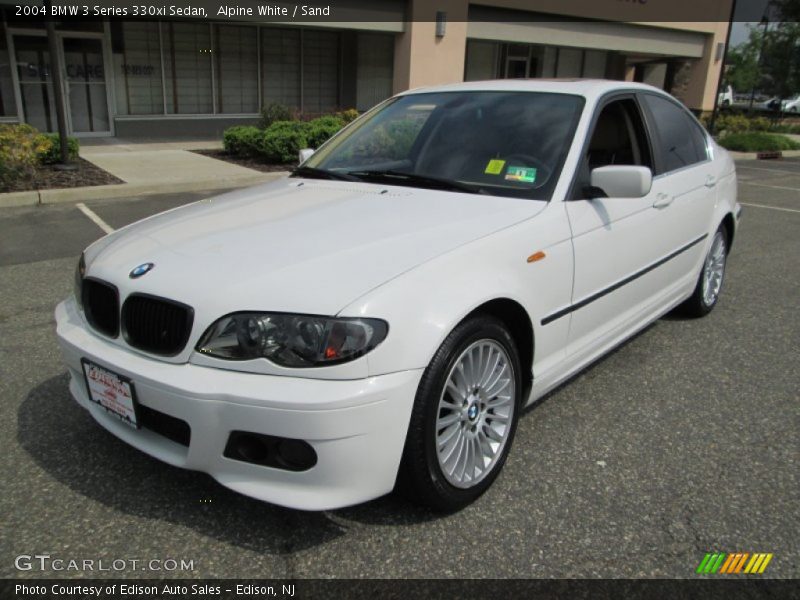 Alpine White / Sand 2004 BMW 3 Series 330xi Sedan