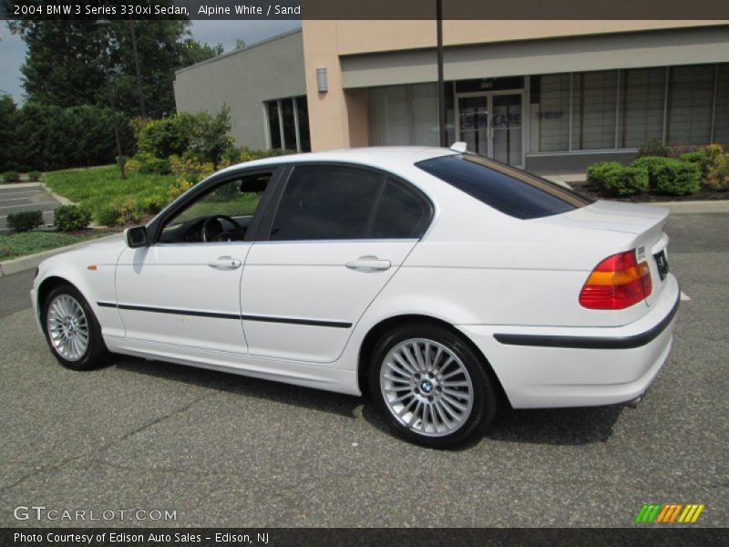 Alpine White / Sand 2004 BMW 3 Series 330xi Sedan