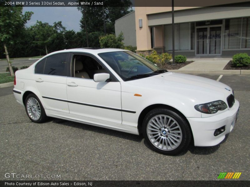 Alpine White / Sand 2004 BMW 3 Series 330xi Sedan
