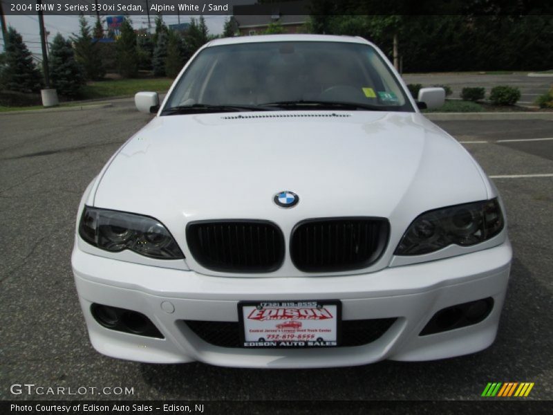 Alpine White / Sand 2004 BMW 3 Series 330xi Sedan