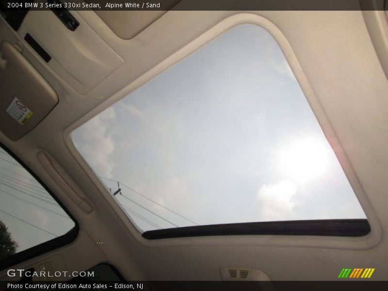 Alpine White / Sand 2004 BMW 3 Series 330xi Sedan