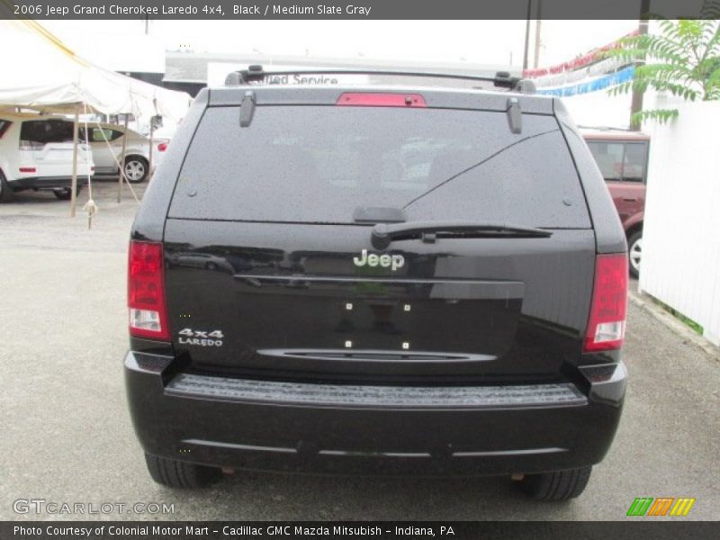 Black / Medium Slate Gray 2006 Jeep Grand Cherokee Laredo 4x4