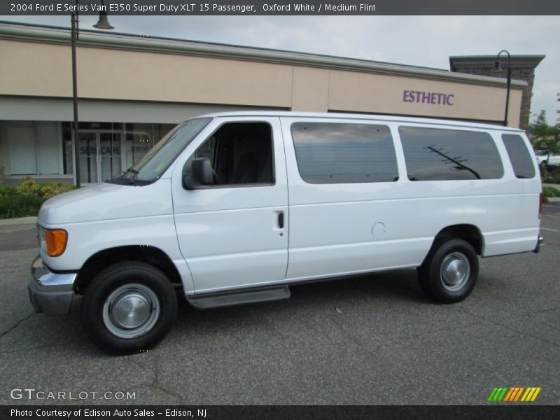 Oxford White / Medium Flint 2004 Ford E Series Van E350 Super Duty XLT 15 Passenger