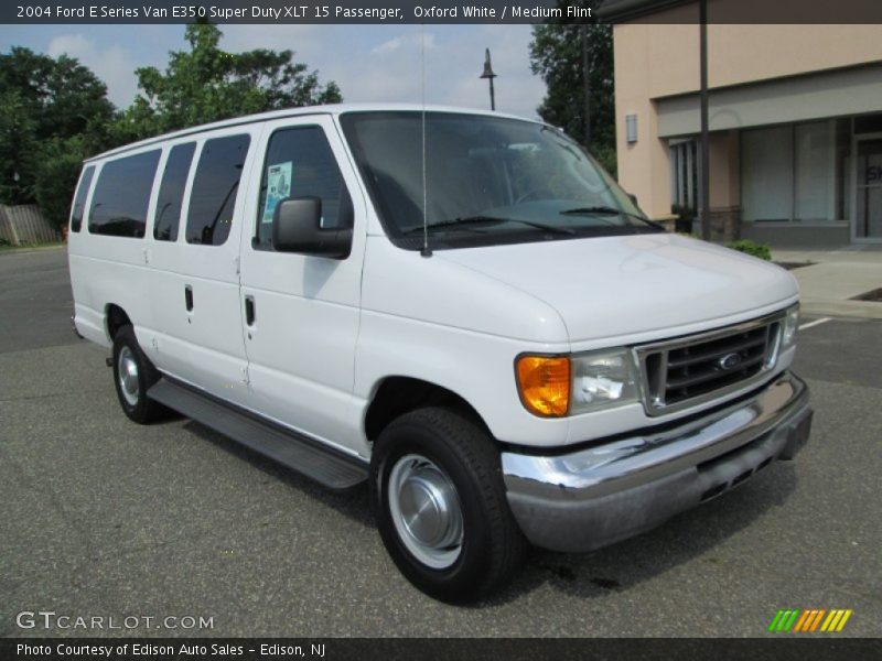 Oxford White / Medium Flint 2004 Ford E Series Van E350 Super Duty XLT 15 Passenger