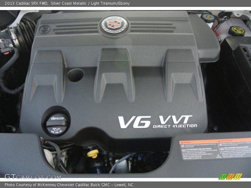 Silver Coast Metallic / Light Titanium/Ebony 2013 Cadillac SRX FWD