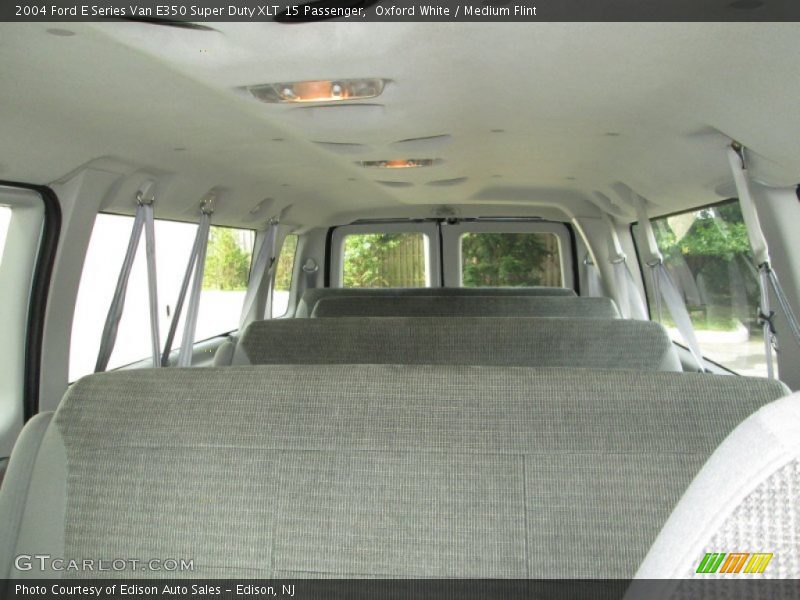 Oxford White / Medium Flint 2004 Ford E Series Van E350 Super Duty XLT 15 Passenger