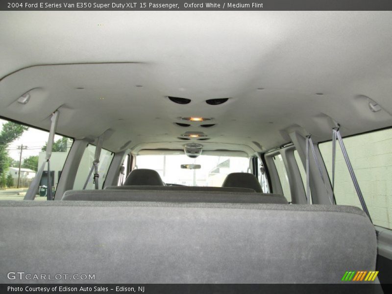 Oxford White / Medium Flint 2004 Ford E Series Van E350 Super Duty XLT 15 Passenger