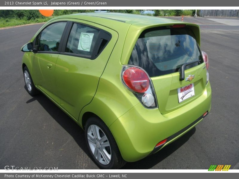 Jalapeno (Green) / Green/Green 2013 Chevrolet Spark LS