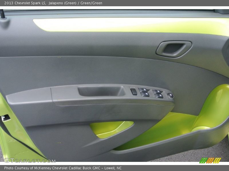 Jalapeno (Green) / Green/Green 2013 Chevrolet Spark LS