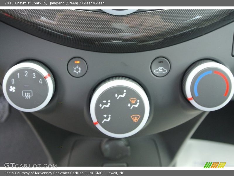 Jalapeno (Green) / Green/Green 2013 Chevrolet Spark LS