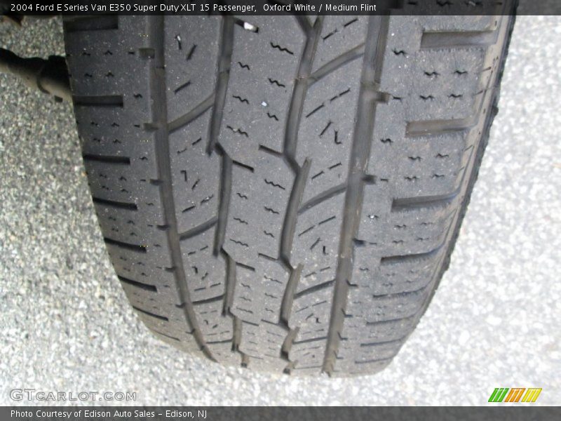 Oxford White / Medium Flint 2004 Ford E Series Van E350 Super Duty XLT 15 Passenger